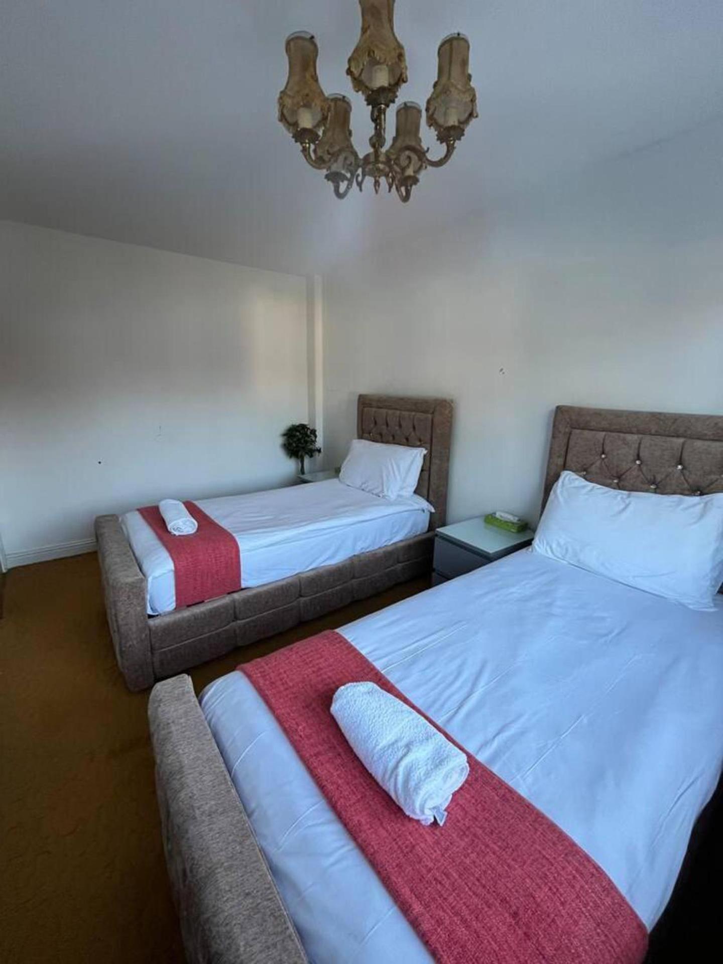 Unwind In Comfort At Cosy Caradus Free Parking เบอร์มิงแฮม ภายนอก รูปภาพ